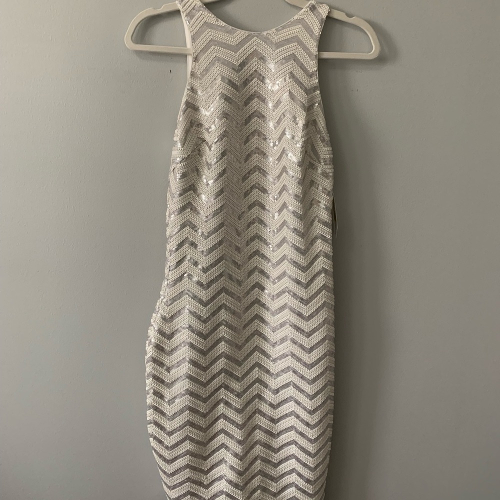 Sleeveless Sequined Party Dress